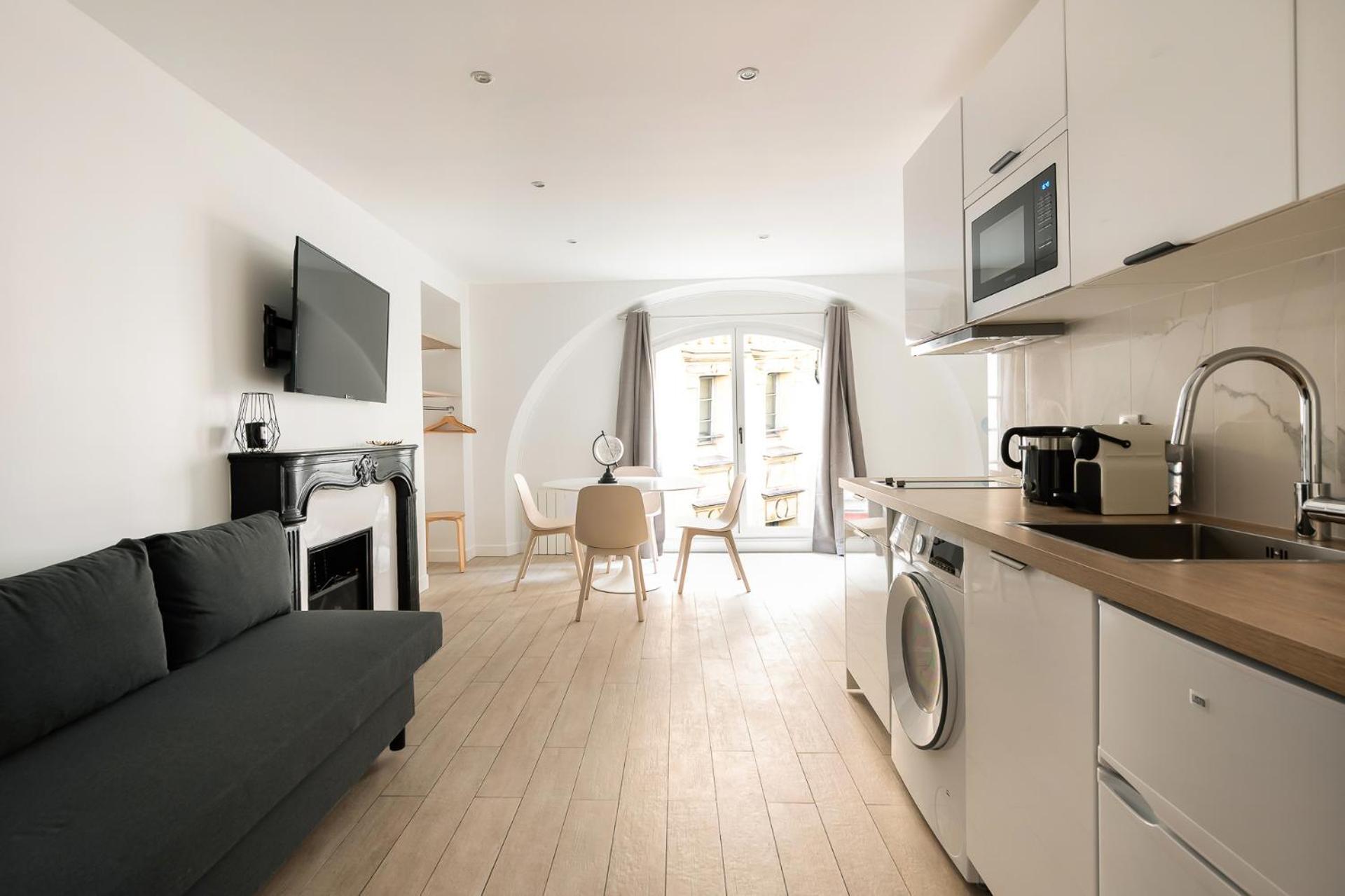 Central Apartment In The Heart Of The Marais With Air Conditioning Parigi Esterno foto